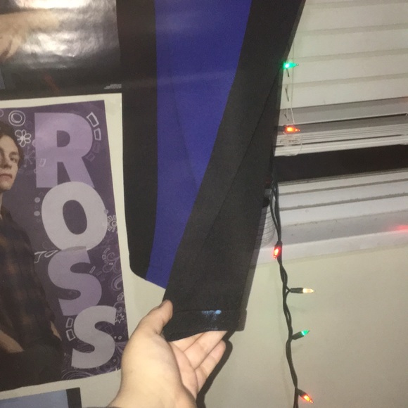 Beautiful dress - Picture 4 of 4